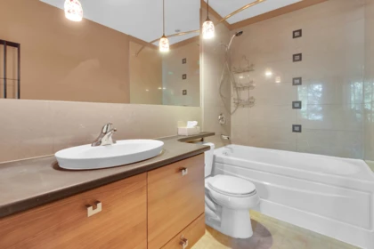Powder Room Photo of 323 6688 120 Street, Surrey, BC