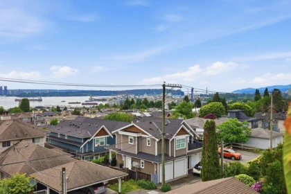 Outdoor Deck Photo of 203 W 6th Street, North Vancouver, BC