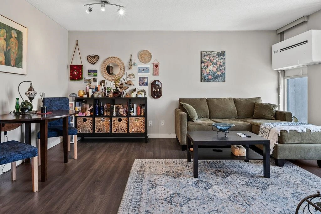 Family Room Photo of 2801 1008 Cambie Street, Vancouver, BC