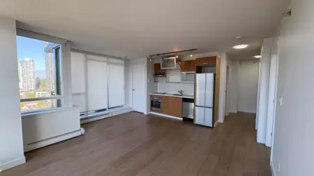 Kitchen Island Photo of 2110 10777 University Drive, Surrey, BC
