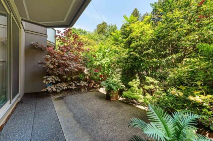 Basement Recreation Room Photo of 215 4373 Halifax Street, Burnaby, BC