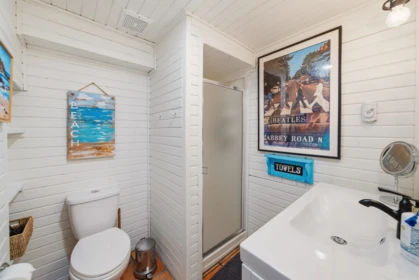 Hallway Photo of 2848 Panorama Drive, North Vancouver, BC