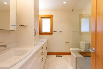 Walk-In Closet Photo of 40427 Ayr Drive, Squamish, BC