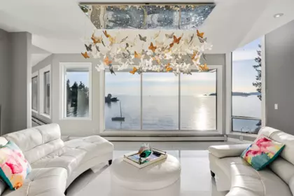 Breakfast Nook Photo of 5530 Parthenon Place, West Vancouver, BC