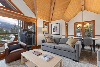 A 4847 Casabella Crescent, Whistler, BC, Whistler — Townhouse for sale
