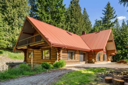 5520 Graham Drive, Ryder Lake, BC, Ryder Lake — Single Family Residence for sale