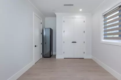 Hallway Photo of 2170 Oakridge Crescent, Abbotsford, BC