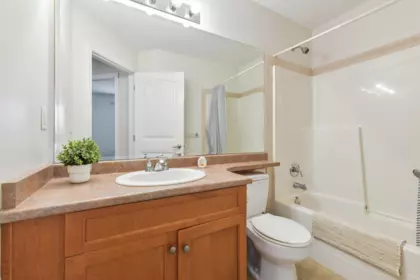 Laundry Room Photo of 18043 70 Avenue, Surrey, BC
