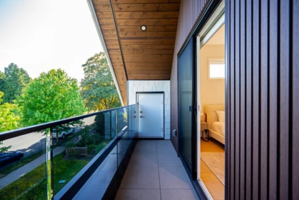 Garden / Landscaping Photo of 1 2875 Cambridge Street, Vancouver, BC