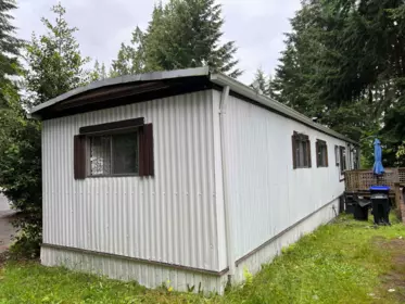 Basement Recreation Room Photo of 20 5288 Selma Park Road, Sechelt, BC