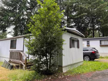 Laundry Room Photo of 20 5288 Selma Park Road, Sechelt, BC