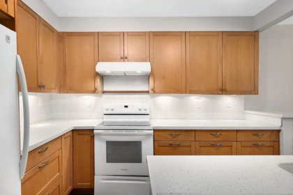 Breakfast Nook Photo of 309 4101 Yew Street, Vancouver, BC