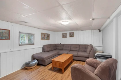 Garage Interior Photo of 1408 Edinburgh Street, New Westminster, BC