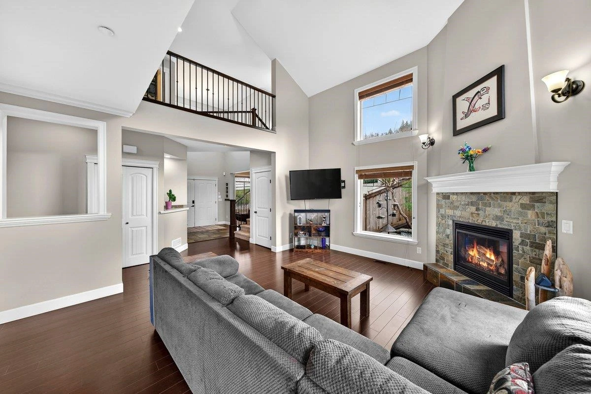Dining Area Photo of 24696 103a Avenue, Maple Ridge, BC