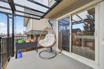 Breakfast Nook Photo of 24696 103a Avenue, Maple Ridge, BC