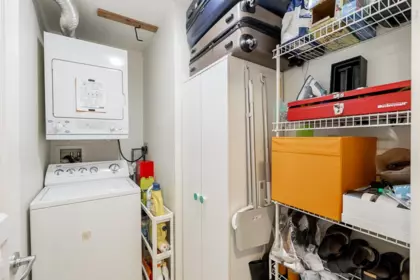 Laundry Room Photo of 306 2929 W 4th Avenue, Vancouver, BC