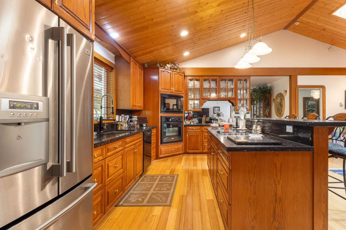 Family Room Photo of 5900 5918 Spriggs Road, Madeira Park, BC