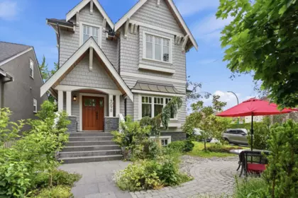 4098 W 16th Avenue, Vancouver, BC, Vancouver — Single Family Residence for sale