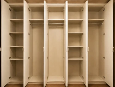 Mudroom Photo of 6987 Balmoral Street, Vancouver, BC