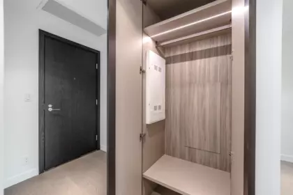 Primary Bathroom Photo of 3001 1500 Fern Street, North Vancouver, BC