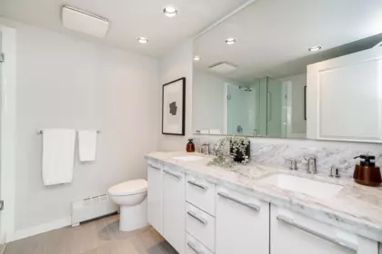 Entry Foyer Photo of 502 3281 E Kent Avenue North, Vancouver, BC