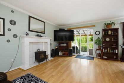 Kitchen Photo of 7957 Burdock Street, Mission, BC