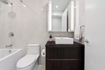 Entry Foyer Photo of 605 5333 Goring Street, Burnaby, BC