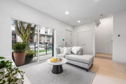 Breakfast Nook Photo of 2421 Grant Street, Vancouver, BC