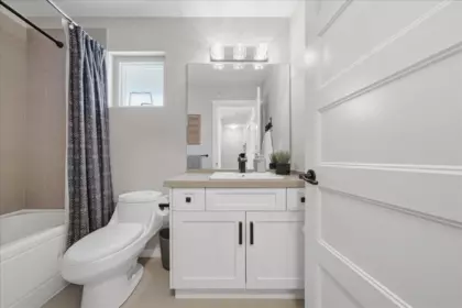 Mudroom Photo of 22 10480 248 Street, Maple Ridge, BC