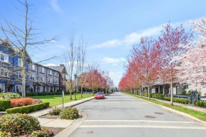 Front Yard Photo of 92 6450 187 Street, Surrey, BC
