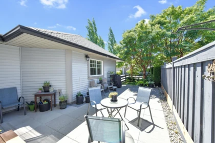 Hallway Photo of 92 6450 187 Street, Surrey, BC