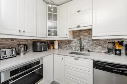 Breakfast Nook Photo of 2505 6540 Burlington Avenue, Burnaby, BC