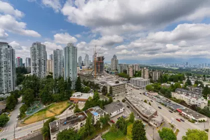 Loft / Bonus Room Photo of 2505 6540 Burlington Avenue, Burnaby, BC