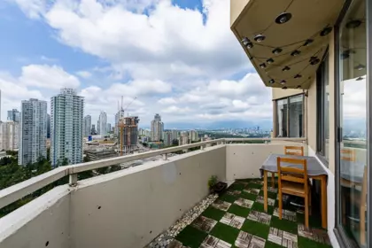 Office / Den Photo of 2505 6540 Burlington Avenue, Burnaby, BC