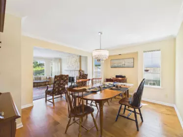 Breakfast Nook Photo of 4368 Craigflower Drive, Richmond, BC