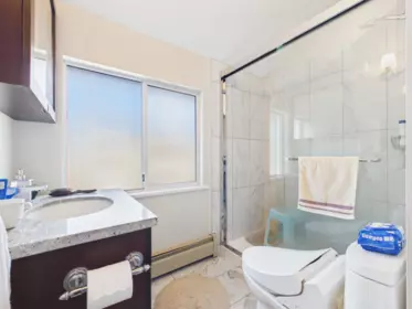 Mudroom Photo of 4368 Craigflower Drive, Richmond, BC