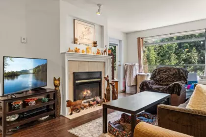 Breakfast Nook Photo of 404 33708 King Road, Abbotsford, BC