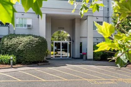 404 33708 King Road, Abbotsford, BC, Abbotsford — Apartment/Condo for sale