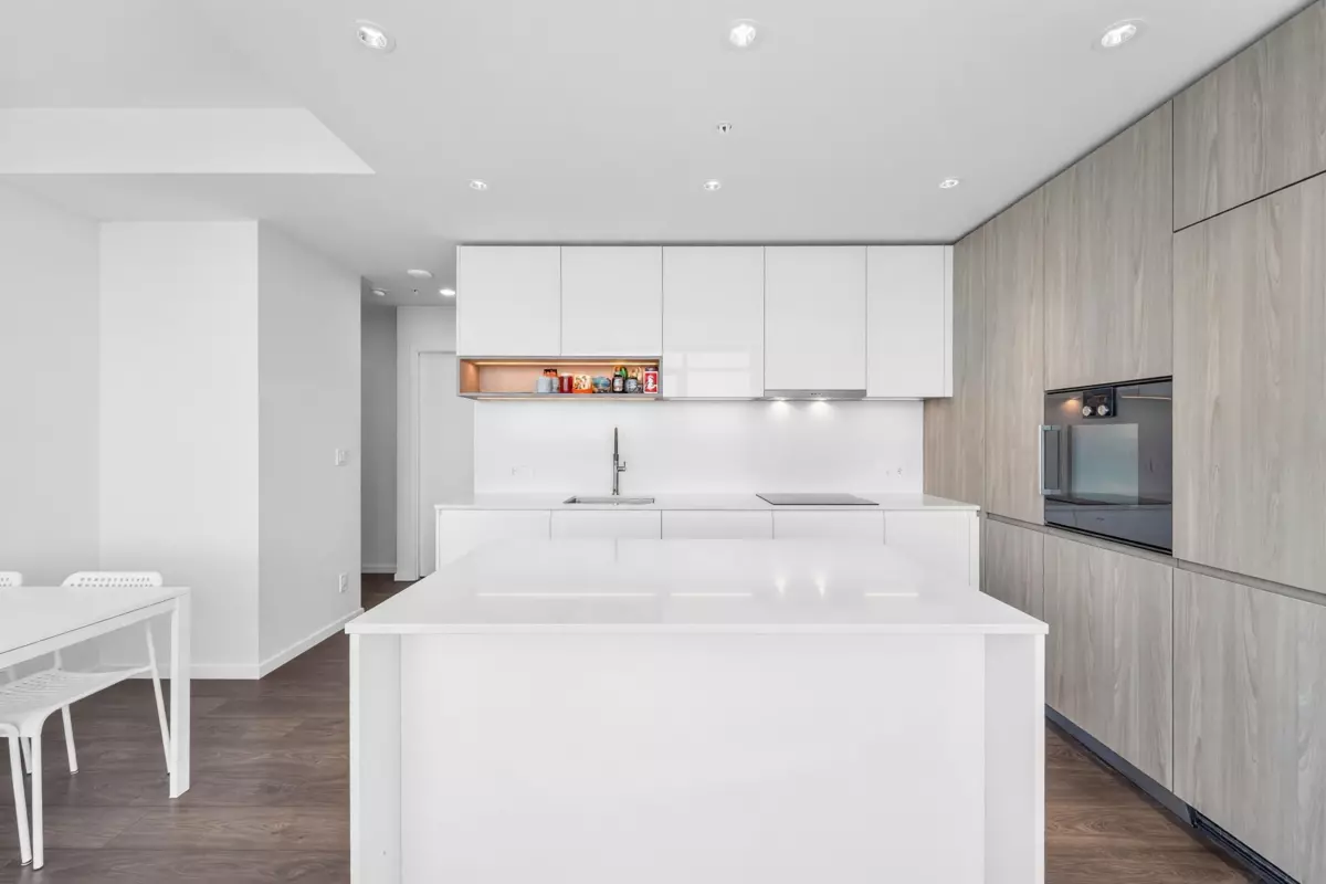 Family Room Photo of 902 6808 Minoru Boulevard, Richmond, BC