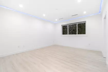 Basement Recreation Room Photo of 9336 119a Street, Delta, BC