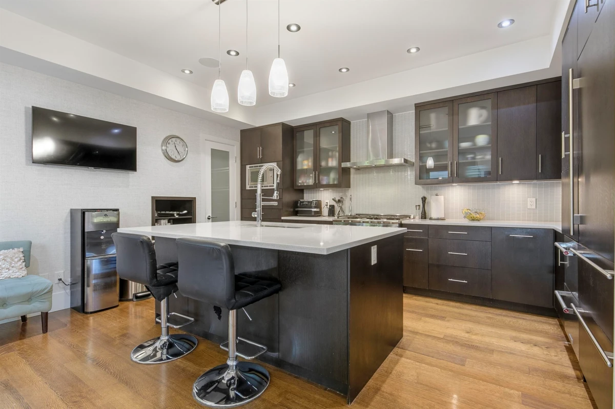 Living Room Photo of 5912 Chancellor Boulevard, Vancouver, BC