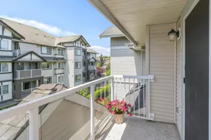 Loft / Bonus Room Photo of 406 19366 65 Avenue, Surrey, BC