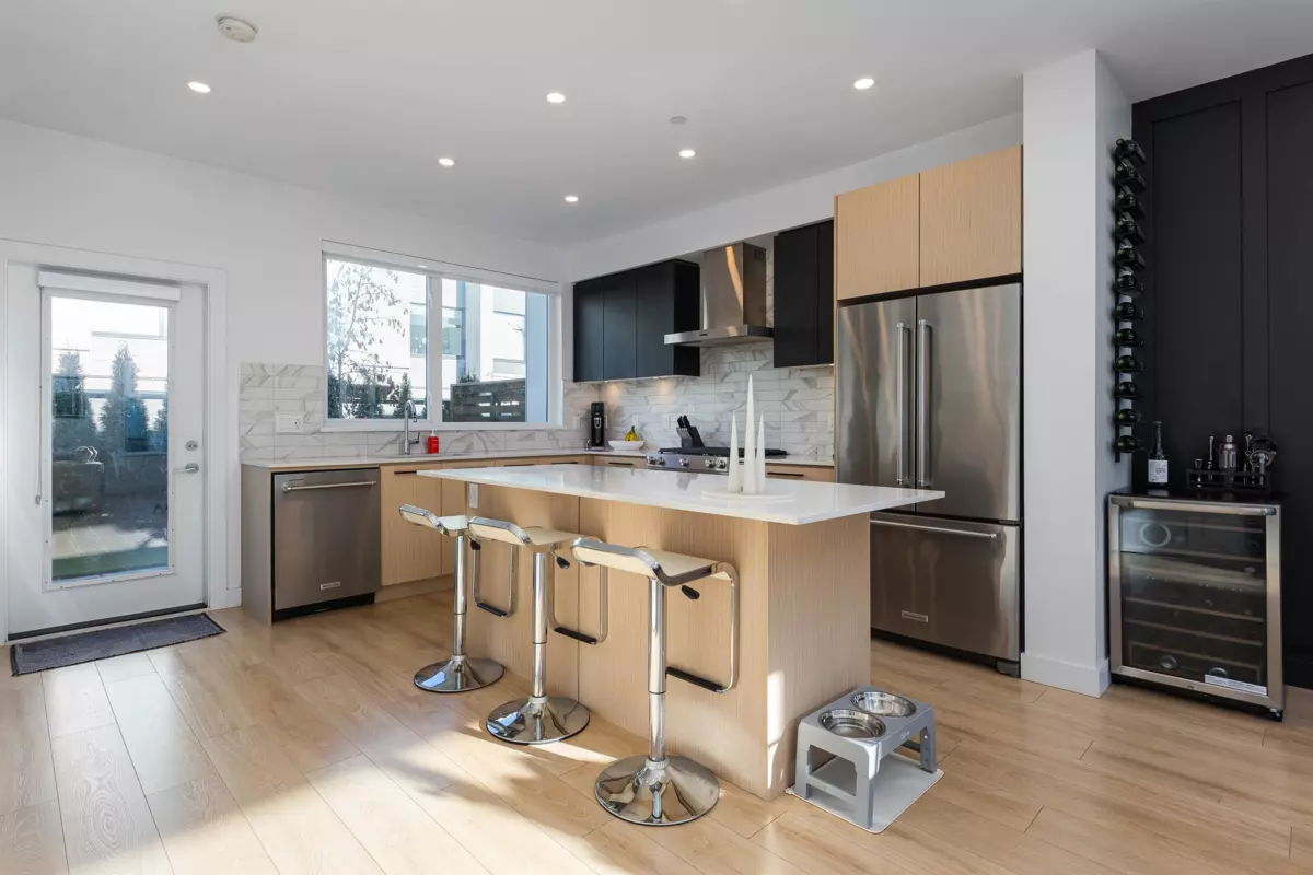 Dining Area Photo of 17 602 Lile Drive, North Vancouver, BC