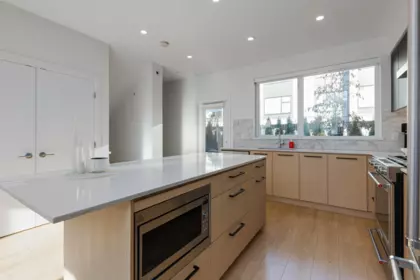 Kitchen Photo of 17 602 Lile Drive, North Vancouver, BC