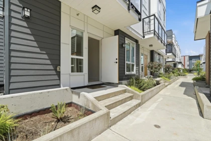 Laundry Room Photo of 20 18855 72 Avenue, Surrey, BC