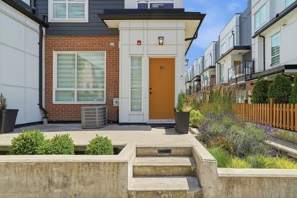 Outdoor Patio Photo of 20 18855 72 Avenue, Surrey, BC