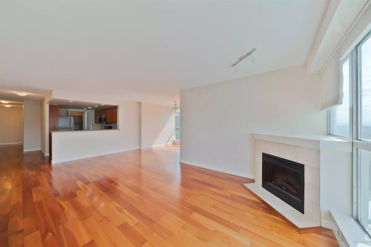Dining Area Photo of 2102 290 Newport Drive, Port Moody, BC