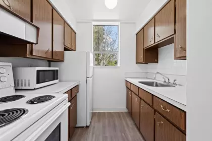 Kitchen Island Photo of 203 1250 Burnaby Street, Vancouver, BC