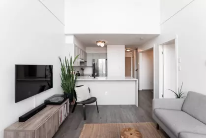 Kitchen Island Photo of 327 418 E Broadway, Vancouver, BC