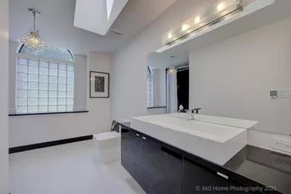 Guest Bathroom Photo of 314 Rosehill Wynd, Delta, BC